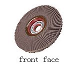 Very flexible and conformable flap disc