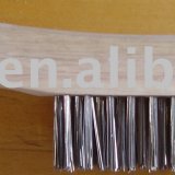 Scratch steel wire brush with wooden handle  for general cleaning purpose to remove rust