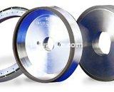 Diamond grinding wheel for synthetic sapphire